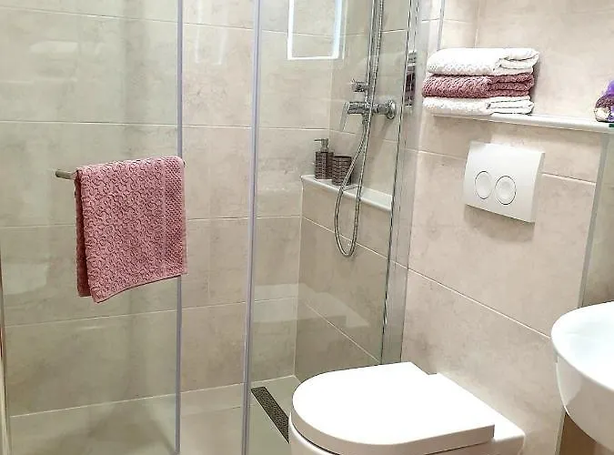 Kuzmanic Апартаменты Омиш