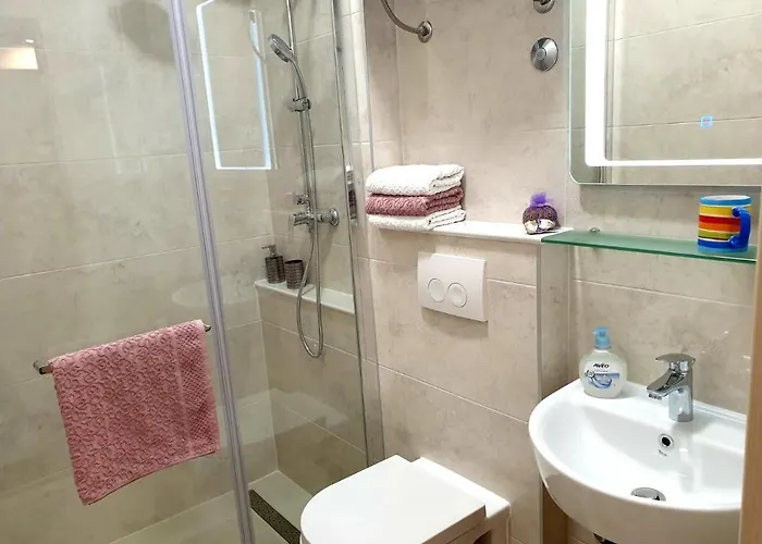 Kuzmanic Апартаменты Омиш