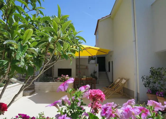 Апартаменты Kuzmanic Омиш